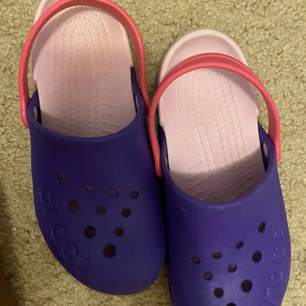 CROCS Electro Clog Sz J3